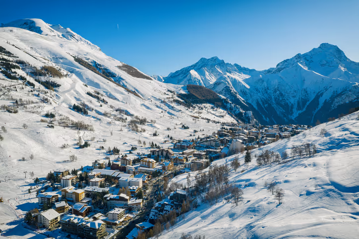 Les Deux Alpes ski resort under snow